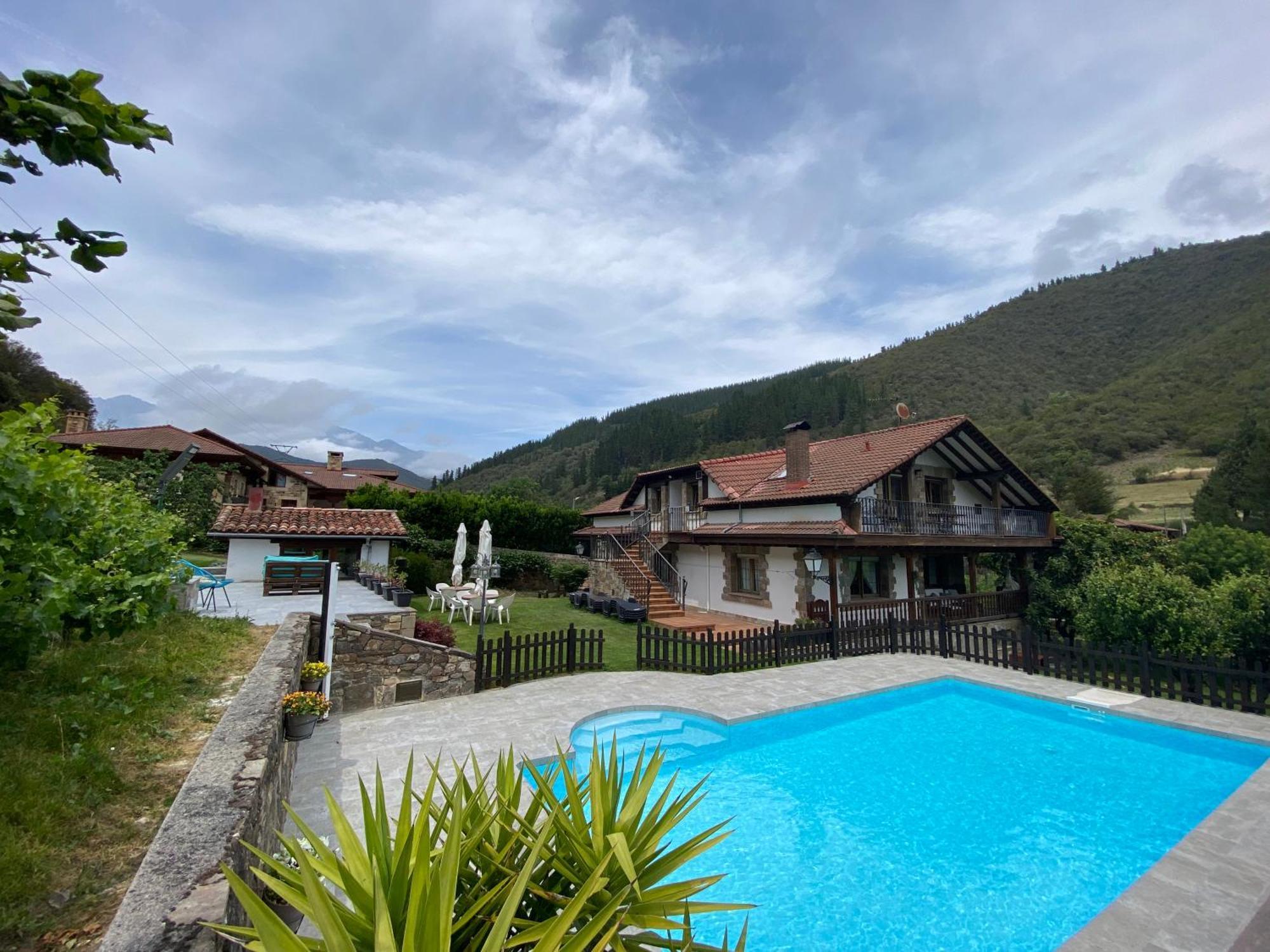 Apartamentos Rurales Valverde Potes Exteriér fotografie